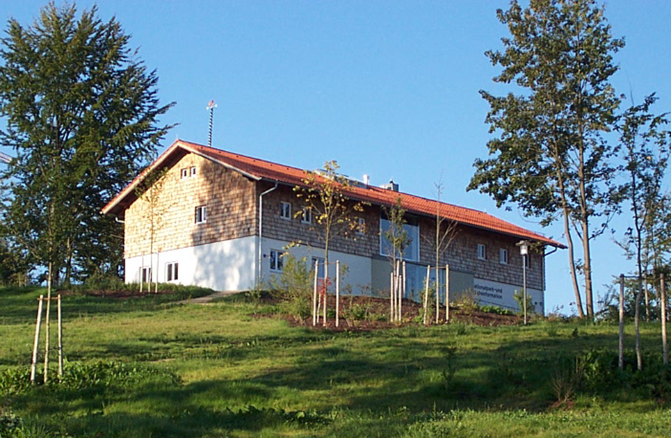 architekt-köck-referenz-projekt-tourist-info-spiegelau